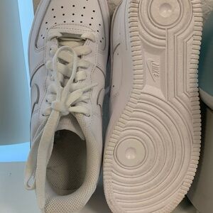 Women’s All White Nike Air Force 1 ‘07 Size W6/M4.5 Worn Once